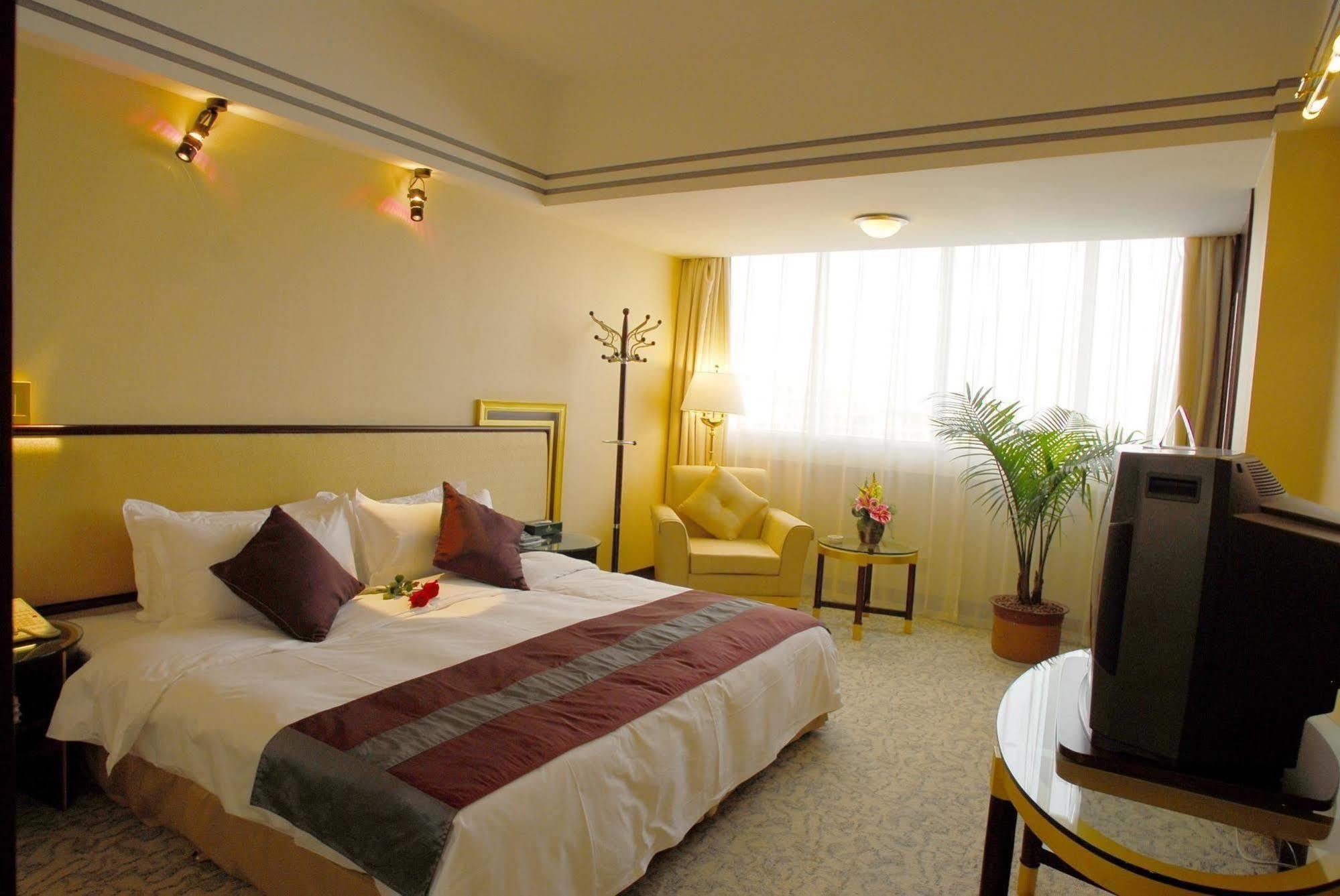 Kunming Zhongyu Hotel מראה חיצוני תמונה